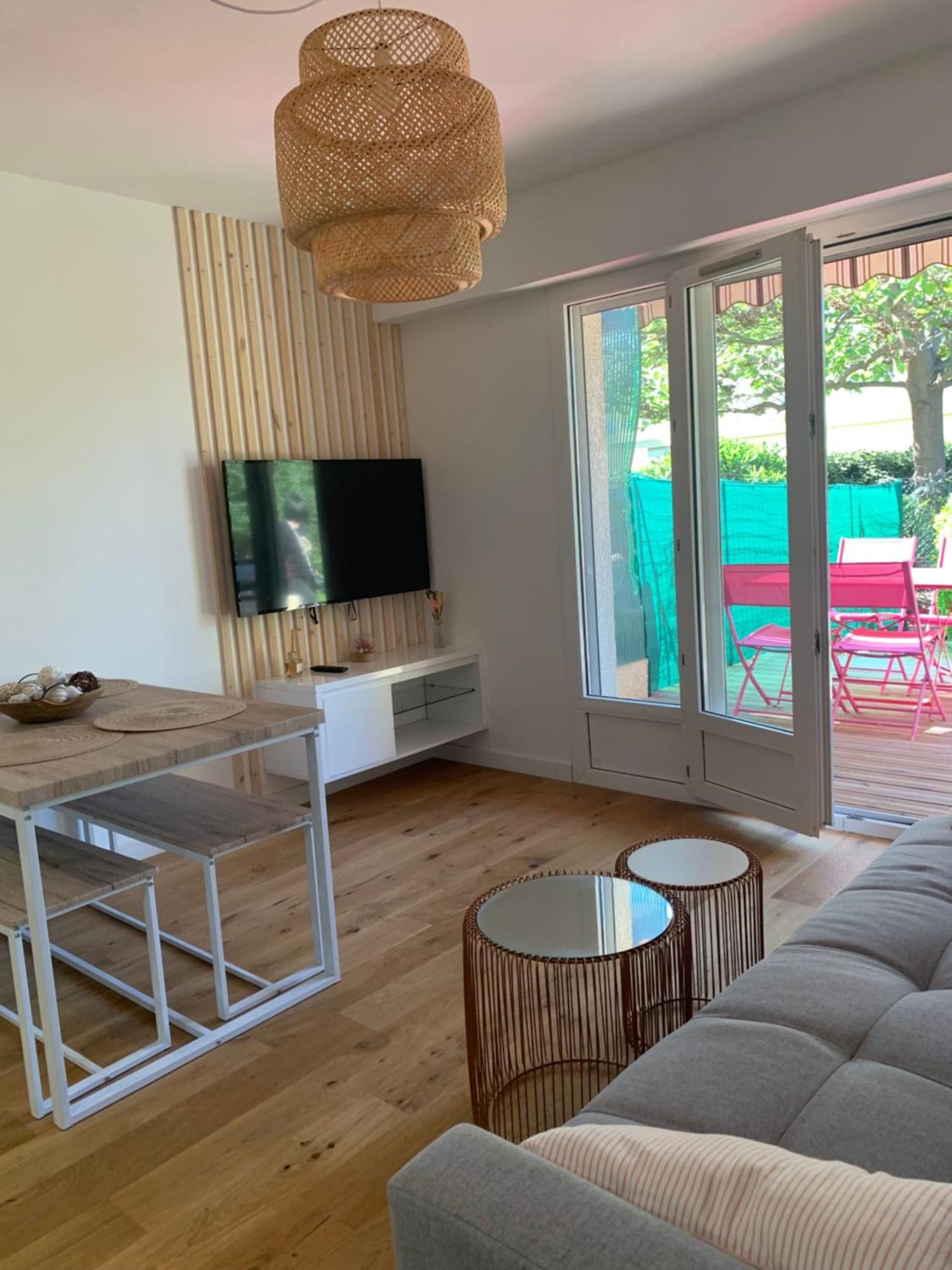 Beau T2 Avec Jardin Frejus Plage Exterior photo